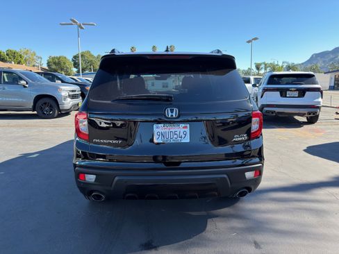 Used 2021 Honda Passport Elite image 7
