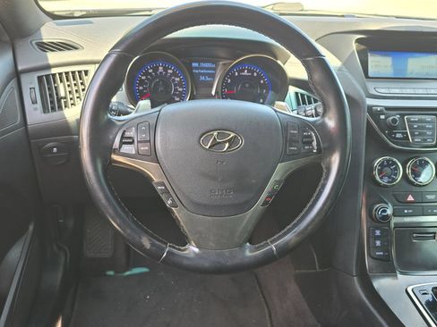 Used 2014 Hyundai Genesis 2.0T RWD image 7