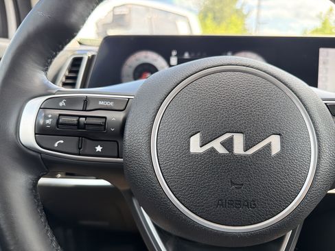 Used 2023 Kia Sportage SX FWD image 11
