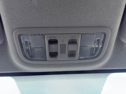 Used 2015 Honda Fit EX image 33