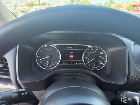 Used 2024 Nissan Rogue S AWD/4WD image 19