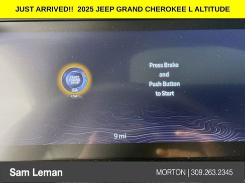 New 2025 Jeep Grand Cherokee L Altitude image 12