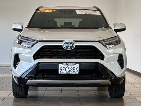 Certified 2023 Toyota RAV4 SE w/ Convenience Package AWD/4WD image 9