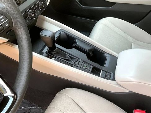 Used 2024 Honda Accord LX image 17