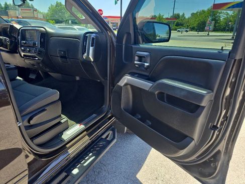 Used 2018 Chevrolet Silverado 1500 LT w/ All Star Edition AWD/4WD image 40