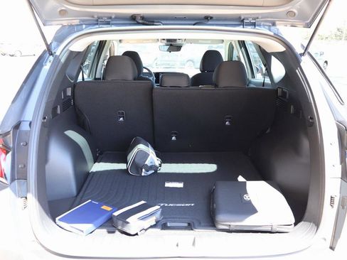 New 2025 Hyundai Tucson SE image 15