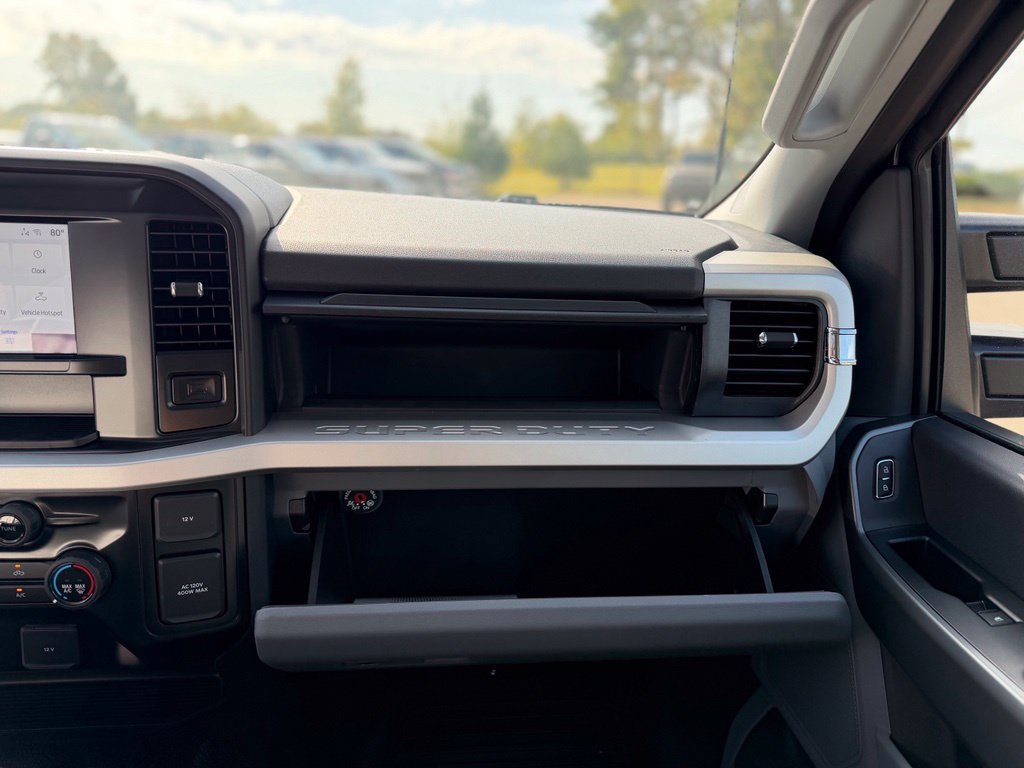 New 2027 Ford F250 XLT w/ FX4 Off-Road Package AWD/4WD image 27