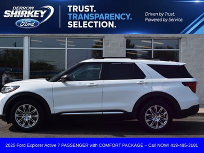 Used 2025 Ford Explorer Active w/ Active Comfort Package