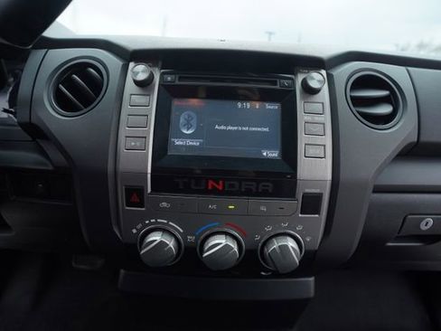 Used 2014 Toyota Tundra SR image 27