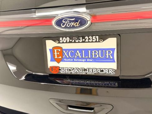 Used 2017 Ford Edge SEL w/ Equipment Group 201A image 17