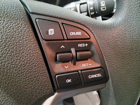 Used 2019 Hyundai Tucson SE image 25