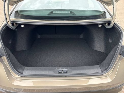 New 2026 Nissan Sentra SV w/ Floor Mat Package FWD image 22