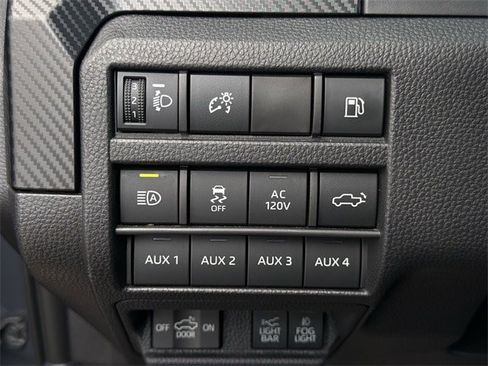 Used 2025 Toyota Tacoma TRD Pro image 25