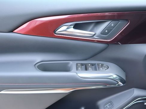 New 2026 Chevrolet Traverse Z71 w/ Enhanced Driving Package AWD/4WD image 15