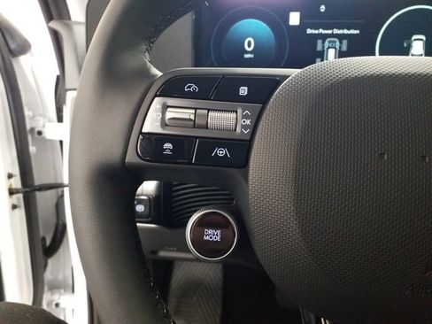 Certified 2025 Hyundai Ioniq 5 SEL image 5