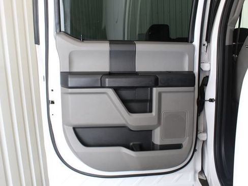 Used 2015 Ford F150 XL w/ Equipment Group 101A Mid RWD image 17