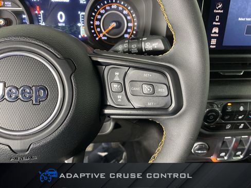 Used 2024 Jeep Wrangler Sport S image 23