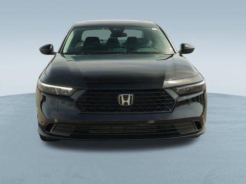 Used 2025 Honda Accord SE image 2