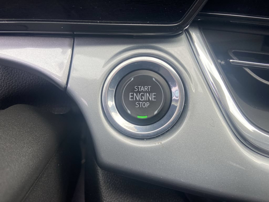 Certified 2024 Chevrolet Trax LT FWD image 17
