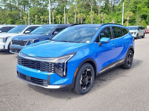 New 2026 Kia Sportage EX w/ EX Panorama Roof Package FWD image 3
