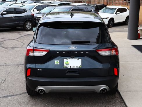 Used 2022 Ford Escape SE w/ Cold Weather Package FWD image 10