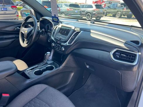 Used 2019 Chevrolet Equinox LT image 28