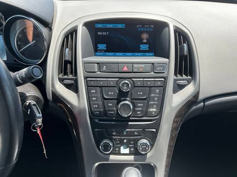 Used 2014 Buick Verano FWD image 25