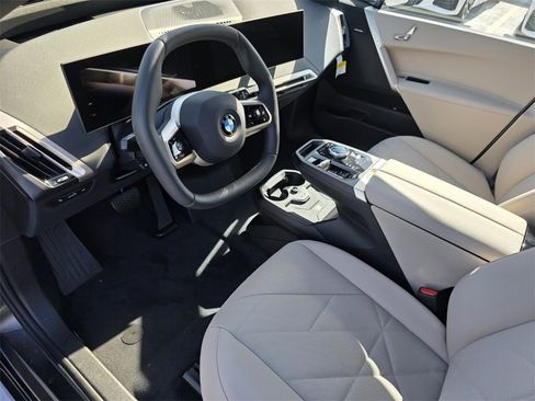 New 2026 BMW iX xDrive45 w/ Premium Package image 8