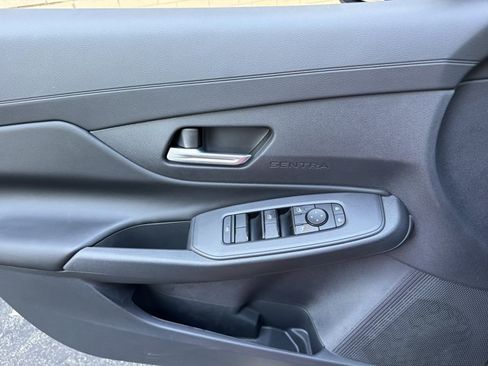 New 2026 Nissan Sentra SV w/ SV Convenience Package FWD image 5