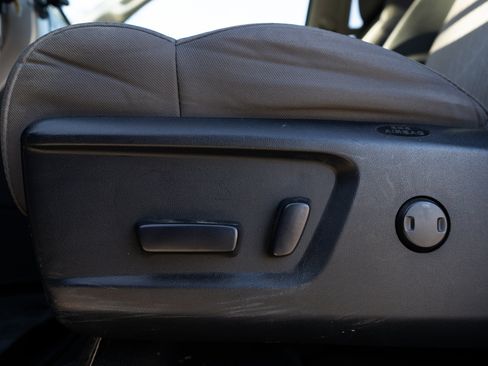 Used 2016 Toyota Tundra SR5 image 41