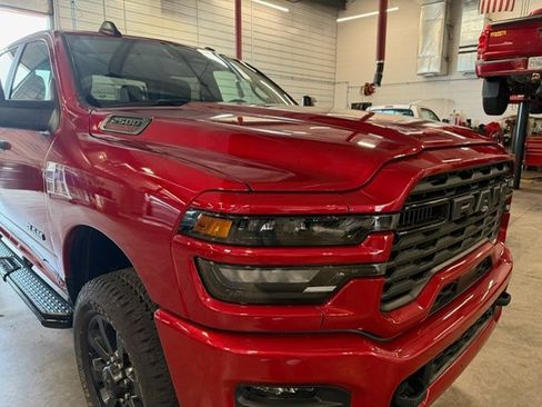 Used 2026 RAM 2500 Big Horn AWD/4WD image 7