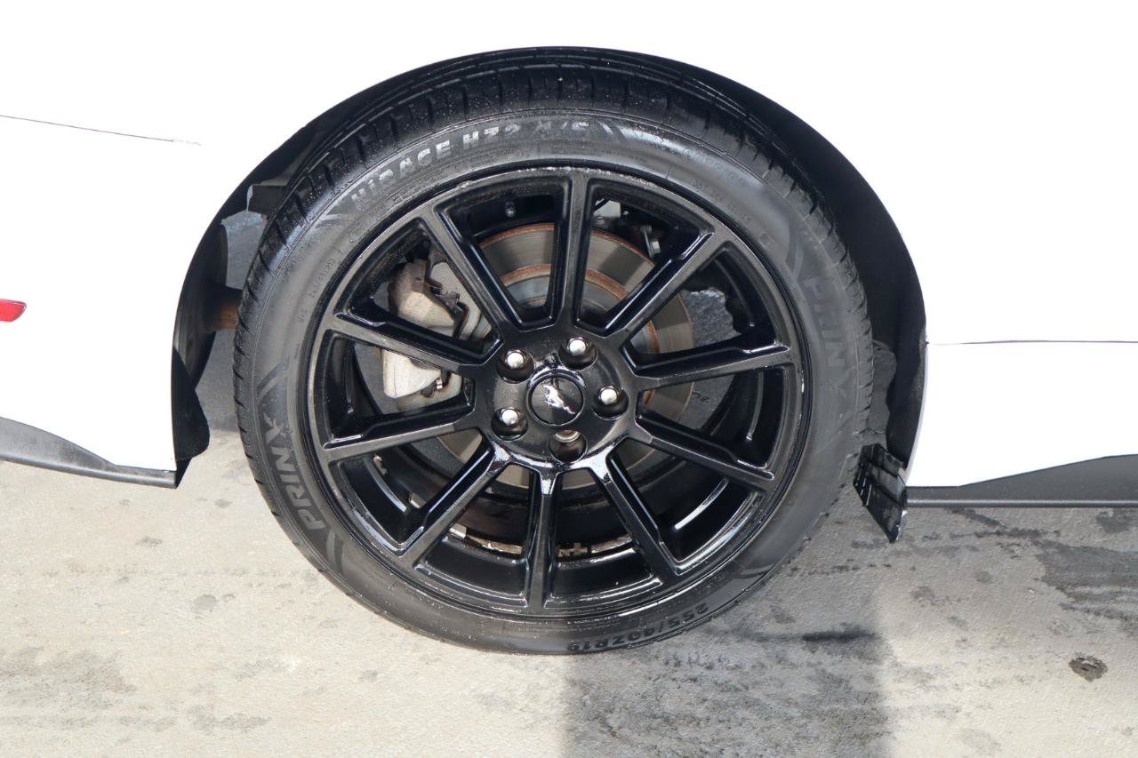 Used 2019 Ford Mustang Coupe RWD image 5