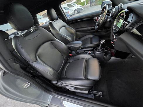 Used 2019 MINI Cooper S FWD image 15