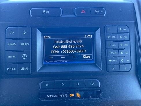 Used 2017 Ford F150 XLT image 8