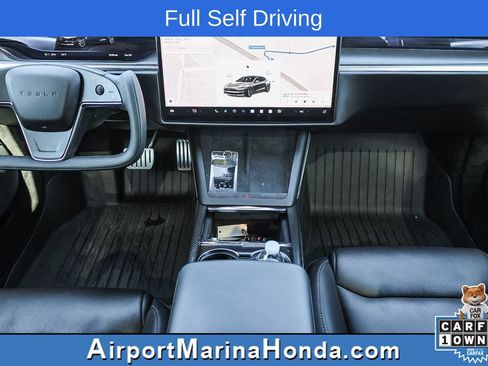 Used 2021 Tesla Model S Plaid image 2