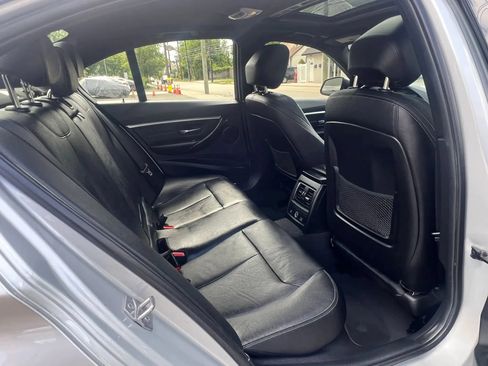 Used 2017 BMW 330i xDrive Sedan AWD/4WD image 29