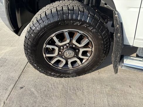 Used 2017 RAM 2500 SLT w/ Comfort Group image 27