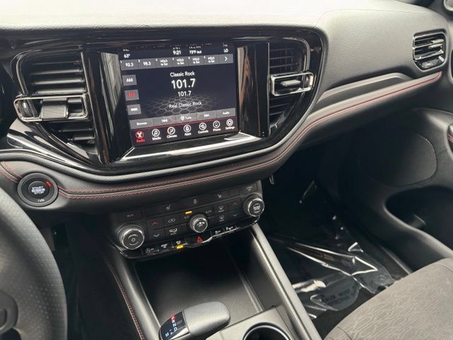 Used 2023 Dodge Durango GT w/ Blacktop Package AWD/4WD image 16