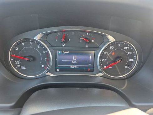 Certified 2023 GMC Acadia SLE w/ Driver Convenience Package FWD image 16