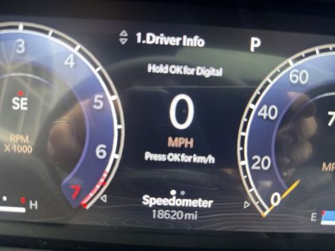 Used 2023 Jeep Grand Cherokee Altitude image 14