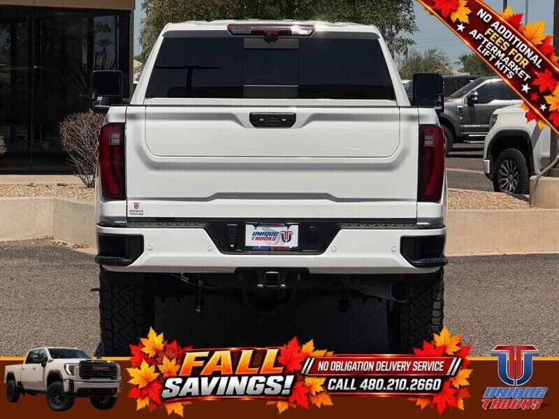 Used 2024 GMC Sierra 2500 Denali w/ Denali Reserve Package AWD/4WD image 6