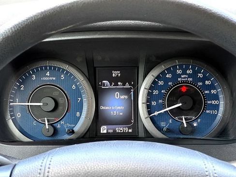 Used 2020 Toyota Sienna LE FWD image 23