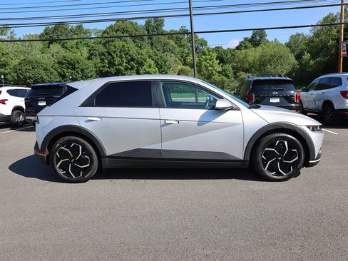 Certified 2024 Hyundai Ioniq 5 SEL AWD/4WD image 8