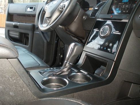 Used 2019 Ford Flex Limited image 34