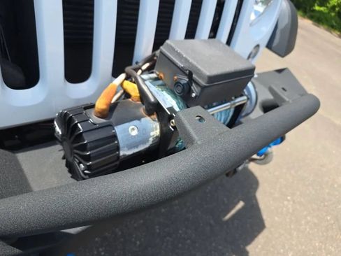 Used 2018 Jeep Wrangler Unlimited Sport S AWD/4WD image 13