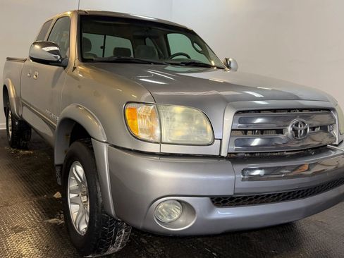 Used 2004 Toyota Tundra SR5 AWD/4WD image 4