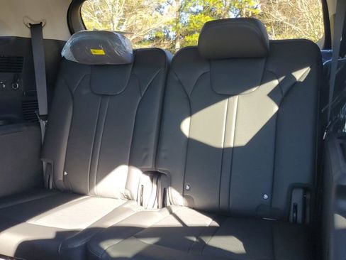 New 2026 Kia Sorento EX FWD image 10