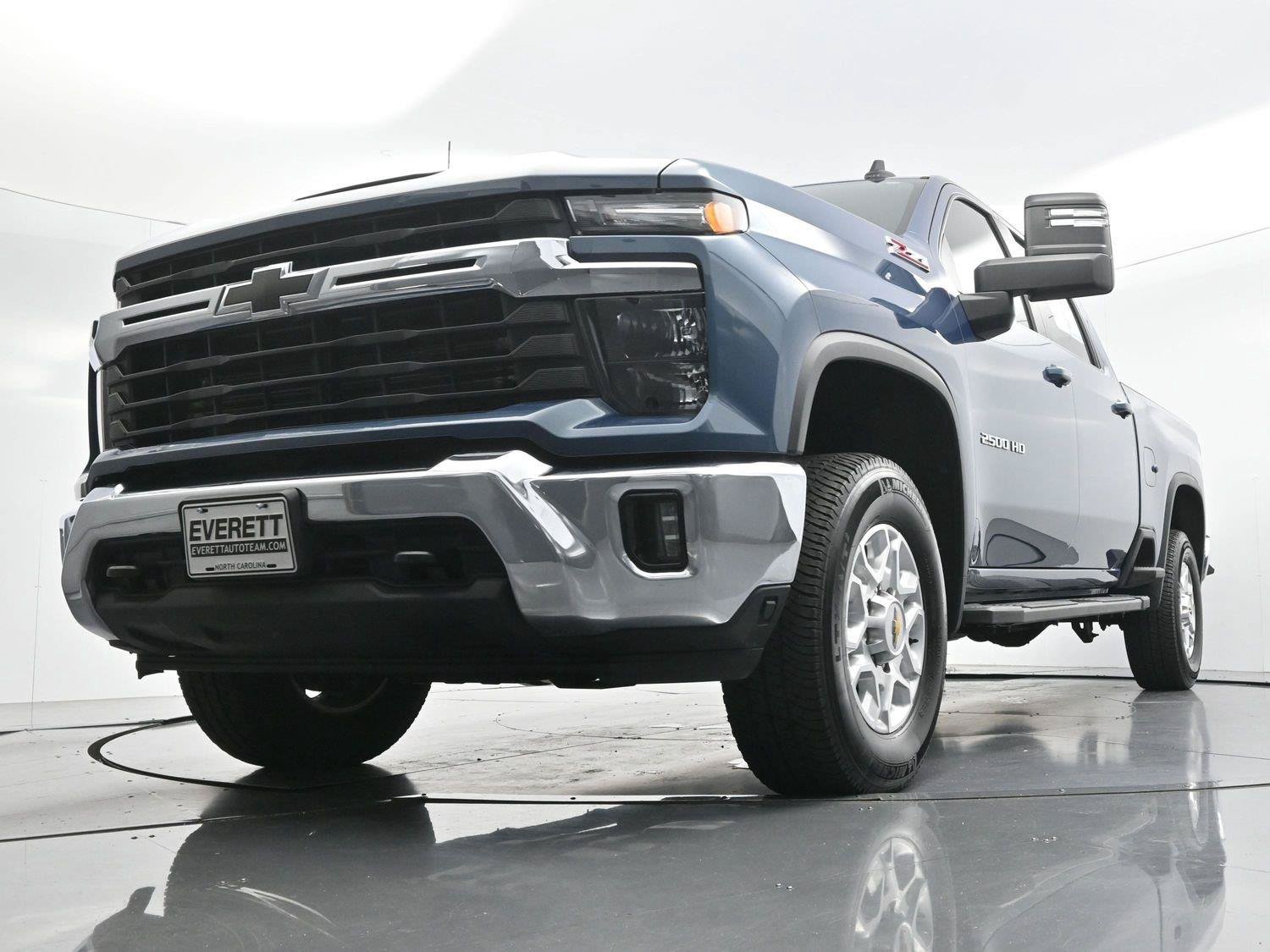 Used 2026 Chevrolet Silverado 2500 LT AWD/4WD image 46