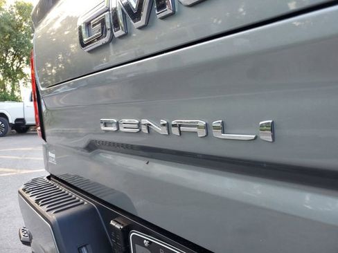 Used 2026 GMC Sierra 1500 Denali Ultimate AWD/4WD image 8