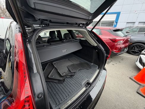 Used 2024 Volvo XC60 B5 Plus image 9